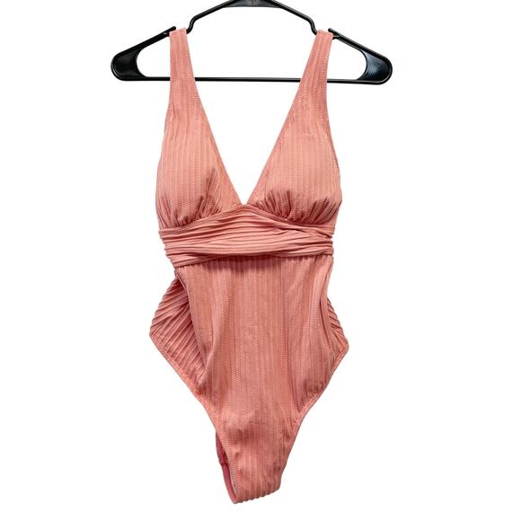 Cupshe Women's Ginger Ribbed & Ruched One Piece Swimsuit Pink Size Medium - Picture 1 of 5